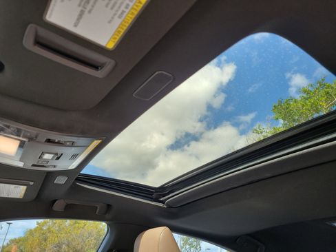 Certified 2023 Lexus ES 350 w/ Premium Package image 18