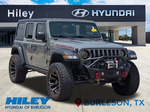Used 2018 Jeep Wrangler Unlimited Rubicon AWD/4WD image 2