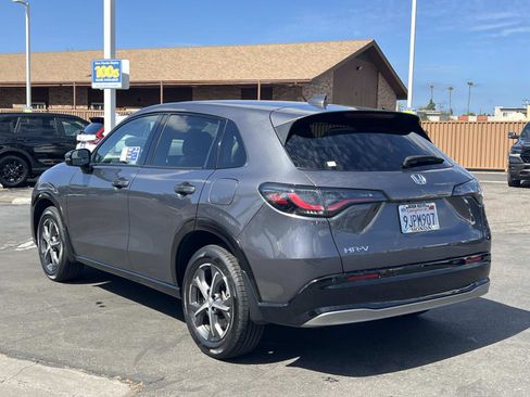 Certified 2024 Honda HR-V EX-L image 3