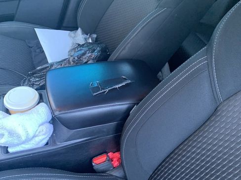 Used 2022 Mitsubishi Outlander ES image 28