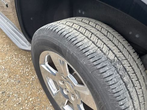 Used 2016 Chevrolet Tahoe LS w/ All-Season Package RWD image 9