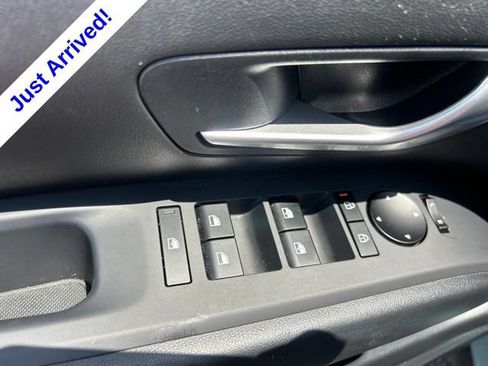Used 2025 Hyundai Santa Cruz SEL FWD image 13