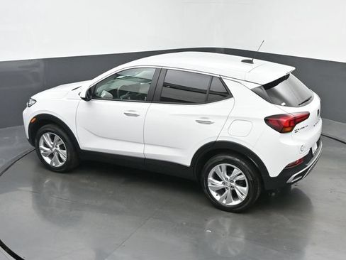 Used 2024 Buick Encore GX Preferred AWD/4WD image 38