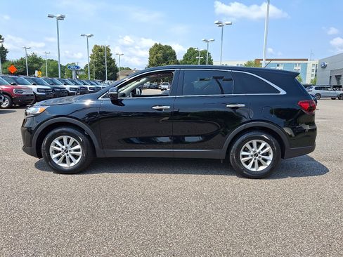 Used 2019 Kia Sorento L FWD image 6