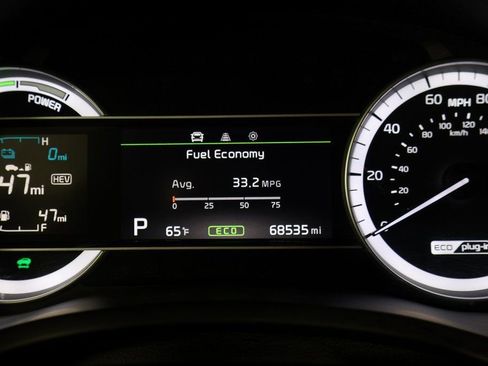 Used 2018 Kia Niro LX image 17