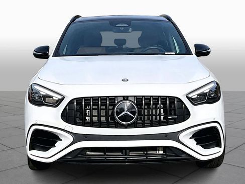 Certified 2025 Mercedes-Benz GLA 35 AMG 4MATIC image 4