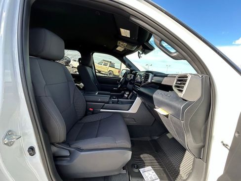 New 2026 Toyota Tundra SR5 AWD/4WD image 25