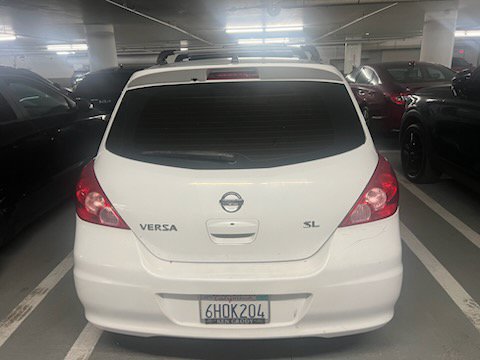 Used 2009 Nissan Versa Hatchback w/ Sport Pkg FWD image 3