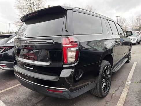 Used 2021 Chevrolet Suburban RST w/ Luxury Package image 6