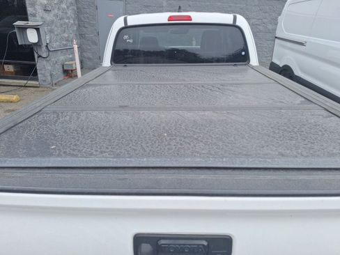 Used 2023 Toyota Tacoma SR RWD image 9