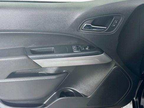 Used 2021 Chevrolet Colorado LT w/ Fleet Safety Package image 22