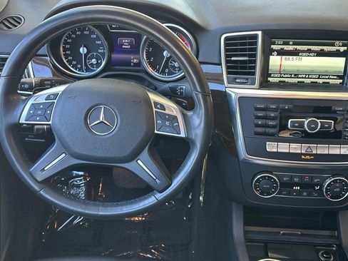 Used 2015 Mercedes-Benz ML 350 4MATIC image 27