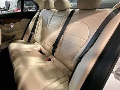 Used 2019 Mercedes-Benz C 300 4MATIC Sedan image 26