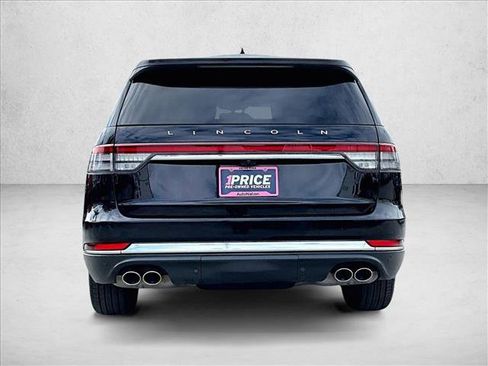 Used 2020 Lincoln Aviator Reserve w/ Equipment Group 201A image 4