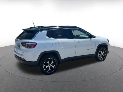Used 2025 Jeep Compass Limited AWD/4WD image 13