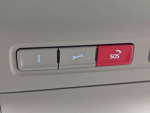 Used 2020 Volkswagen Atlas SE w/ Panoramic Sunroof Package image 15