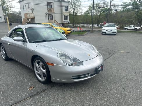 Used 2001 Porsche 911 Carrera 4 AWD/4WD image 5
