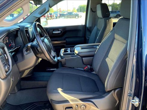 Used 2020 Chevrolet Silverado 1500 LT Trail Boss w/ Convenience Package AWD/4WD image 8