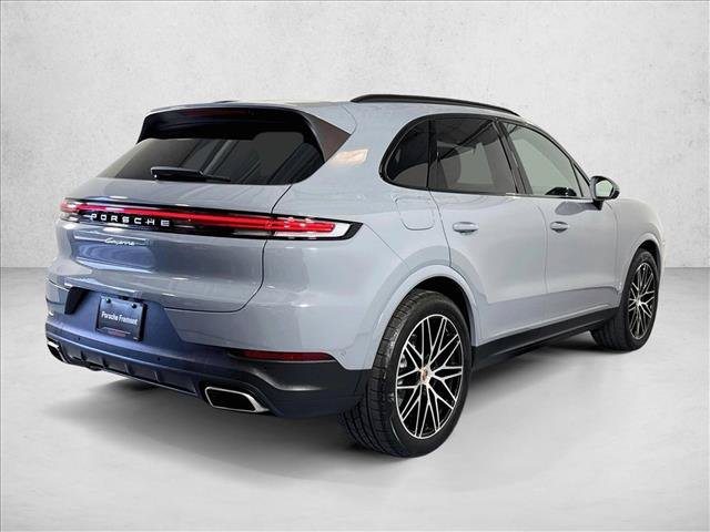 Certified 2026 Porsche Cayenne AWD/4WD image 9