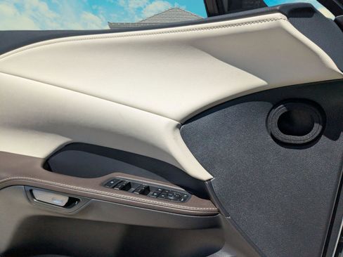 Certified 2024 Lexus RX 350 Premium w/ Accessory Package (K3) image 8