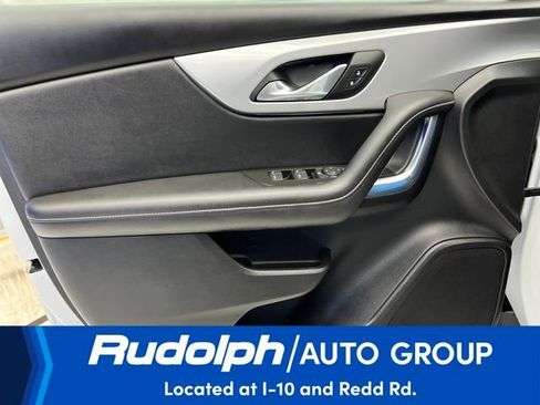 Used 2025 Chevrolet Blazer LT image 10