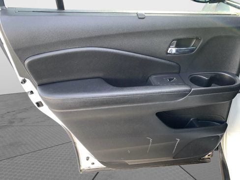 Used 2019 Honda Pilot EX-L image 40