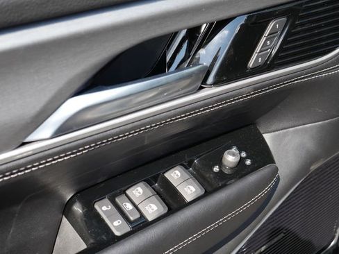 New 2026 Jeep Grand Wagoneer Limited AWD/4WD image 17