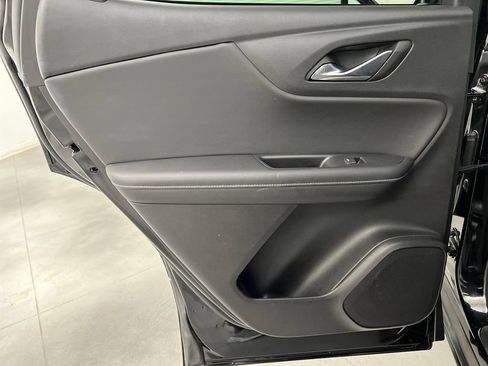 Used 2025 Chevrolet Blazer LT FWD image 19