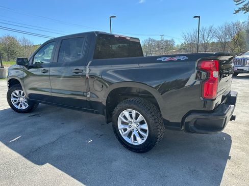 Used 2022 Chevrolet Silverado 1500 Custom AWD/4WD image 3