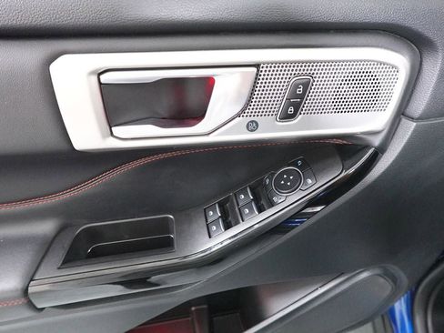 Used 2023 Ford Explorer ST-Line image 9
