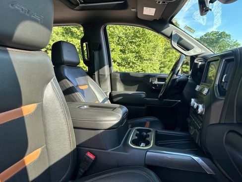 Used 2020 GMC Sierra 1500 AT4 w/ Off-Road Performance Package AWD/4WD image 17