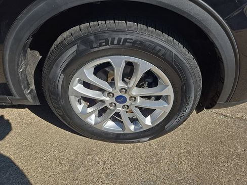 Used 2022 Ford Escape SE w/ Convenience Package FWD image 22
