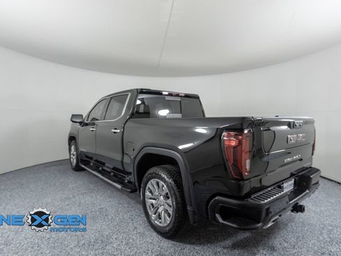 Used 2025 GMC Sierra 1500 Denali w/ Technology Package AWD/4WD image 5