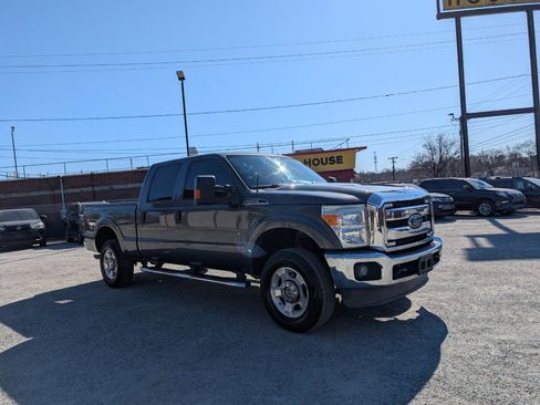 Used 2016 Ford F250 XLT w/ XLT Value Package image 3