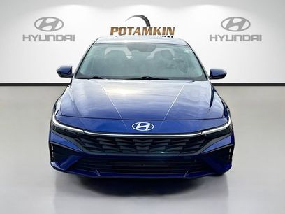 Used 2024 Hyundai Elantra SE