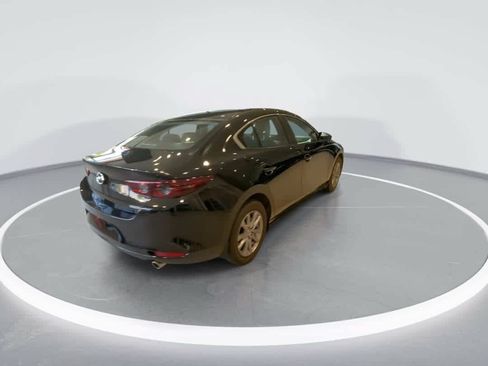 Used 2020 MAZDA MAZDA3 Sedan w/ Select Package FWD image 8