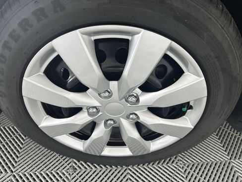 Used 2023 Subaru Impreza 2.0i AWD/4WD image 10