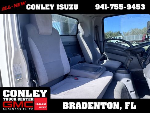 Used 2019 Isuzu NPR image 16