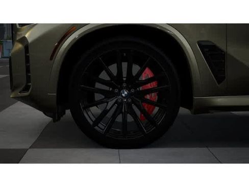 New 2026 BMW X5 xDrive40i w/ M Sport Package AWD/4WD image 7