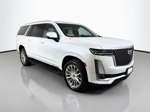 Used 2021 Cadillac Escalade ESV Premium Luxury w/ LPO, Illumination Package AWD/4WD image 4