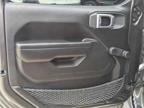 Certified 2021 Jeep Wrangler Sport image 11