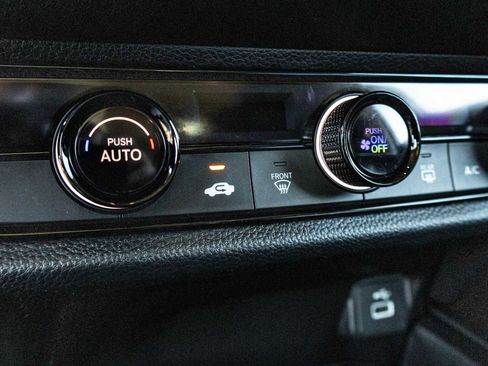 Used 2024 Honda HR-V LX image 25