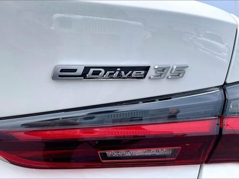Used 2023 BMW i4 eDrive35 RWD image 33
