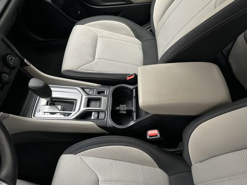 Used 2023 Subaru Forester AWD/4WD image 30