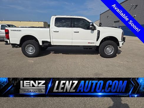 Used 2026 Ford F350 Platinum w/ Platinum Plus Package AWD/4WD image 1