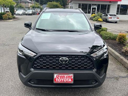 Certified 2023 Toyota Corolla Cross LE w/ Black Badges Package (TMS) AWD/4WD image 5