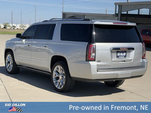 Used 2020 GMC Yukon XL Denali w/ Open Road Package AWD/4WD image 8