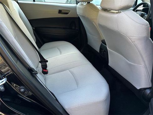 Certified 2024 Toyota Corolla Cross L image 12