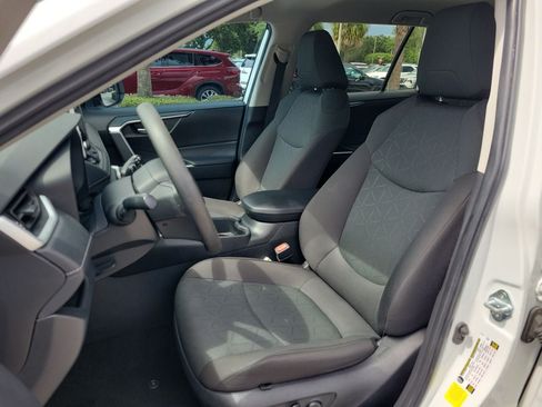 Used 2024 Toyota RAV4 XLE FWD image 16