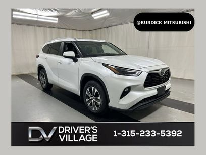 Used 2023 Toyota Highlander XLE